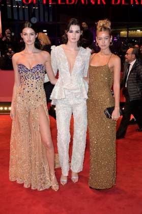 Angelina Frerk, Aleandra Frerk und Millane Friesen bei der Closing Ceremony mit Preisverleihung auf der Berlinale 2023 73. Internationale Filmfestspiele Berlin im Berlinale Palast. Berlin, 25.02.2023