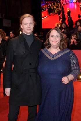 Ricarda Lang mit Freund Florian Wilsch bei der Closing Ceremony mit Preisverleihung auf der Berlinale 2023 73. Internationale Filmfestspiele Berlin im Berlinale Palast. Berlin, 25.02.2023
