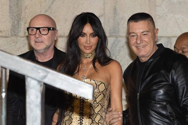 Foto IPP Mairo Cinquetti Milano 25 02 2023 Dolce e Gabbana party Nella foto Kim Kardashian tra Domenico Dolce e Stefano Gabbana Italy Photo Press World Copyright *** Photo IPP Mairo Cinquetti Milan 25 02 2023 Dolce and Gabbana party In photo Kim Kardashian between Domenico Dolce and Stefano Gabbana Italy Photo Press World Copyright  0