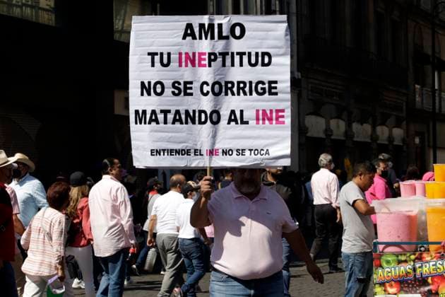 February 26, 2023, Mexico City, Mexico: Thousands of people participate in the rally, The INE (National Electoral Institute) does not touch! in the Zocalo in Mexico City. on February 26, 2023 in Mexico City, Mexico Mexico City Mexico - ZUMAe321 20230226_zia_e321_010 Copyright: xLuisxBarronx