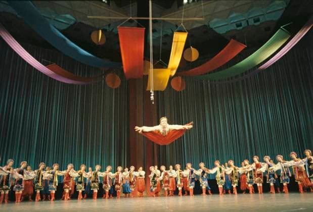 Virsky State Folk Dance Ensemble of Ukrainian SSR performs Hopak dance 8378993 01.07.1984 Members of the Virsky State Merited Folk Dance Ensemble of the Ukrainian SSR, currently Virsky National Merited Academic Folk Dance Ensemble of Ukraine, perform Hopak, a traditional Ukrainian folk dance. Igor Kostin Kiev Ukraine  Copyright: xIgorxKostinx