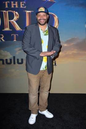 Colton Dunn bei der Premiere der Hulu-Streamingserie History of the World, Part II im Hollywood Legion Theater. Los Angeles, 27.02.2023