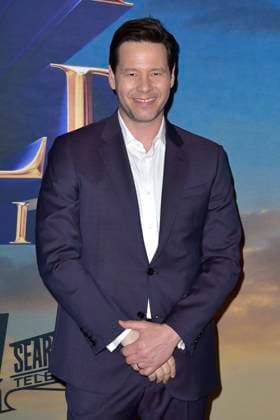 Ike Barinholtz bei der Premiere der Hulu-Streamingserie History of the World, Part II im Hollywood Legion Theater. Los Angeles, 27.02.2023
