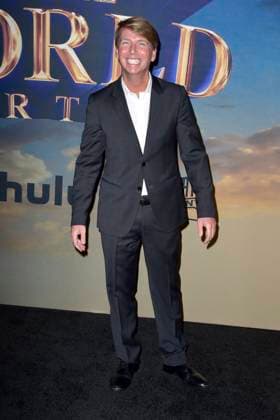 Jack McBrayer bei der Premiere der Hulu-Streamingserie History of the World, Part II im Hollywood Legion Theater. Los Angeles, 27.02.2023