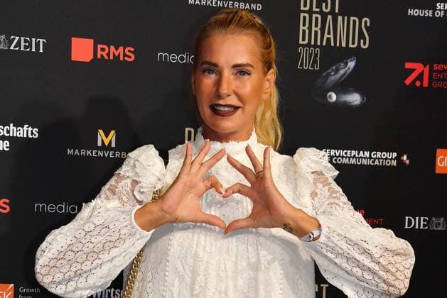 Giulia Siegel bei der Gala zur Verleihung der Best Brands Awards am 28.02.2023 im Hotel Bayerischer Hof in Muenchen Best Brands Awards Verleihung 2023 in Muenchen *** Giulia Siegel at the gala for the Best Brands Awards on 28 02 2023 at the Hotel Bayerischer Hof in Munich Best Brands Awards ceremony 2023 in Munich 