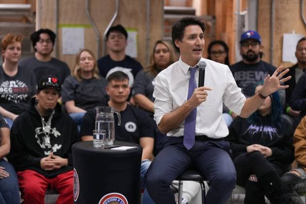March 1, 2023, PORT COQUITLAM, BC, CANADA: Prime Minister Justin Trudeau responds to a question during a town hall with electrician apprentices at the Electrical Joint Training Committee facility in Port Coquitlam, B.C., on Wednesday, March 1, 2023. PORT COQUITLAM CANADA  - ZUMAc35_ 20230301_zaf_c35_045 Copyright: xDarrylxDyckx