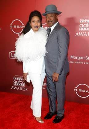 BEVERLY HILLS, CA - MARCH 1: Angela Bassett and Courtney B. Vance at the 14th Annual African American Film Critics Association Awards at the Beverly Wilshire Hotel in Beverly Hills, California on March 1, 2023. Copyright: xFayexSadoux