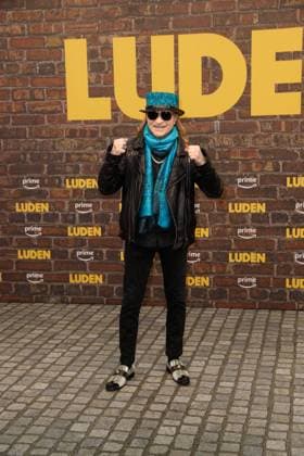 Premiere von Luden - Könige der Reeperbahn in Berlin Klaus Barkowsky auf dem roten Teppich bei der Premiere der Prime Video Original Serie Luden - Könige der Reeperbahn im Kino in der Kulturbrauerei in Berlin. *** Premiere of Luden Könige der Reeperbahn in Berlin Klaus Barkowsky on the red carpet at the premiere of the Prime Video Original series Luden Könige der Reeperbahn at the cinema in the Kulturbrauerei in Berlin Copyright: xEventpressxGolejewskix