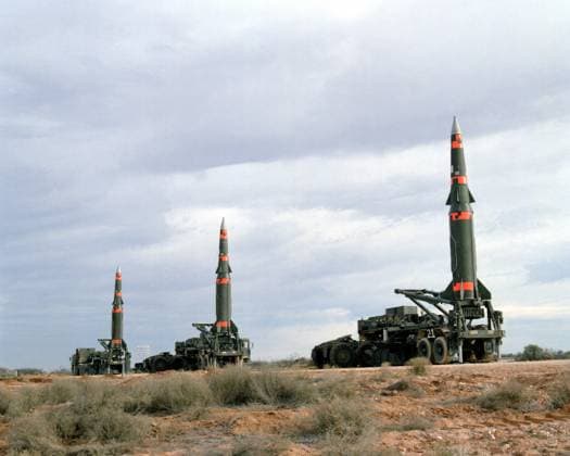 RECORD DATE NOT STATED Several Pershing II missiles are prepared for launching at the McGregor Range. Base: White Sands Missile Test Range State: New Mexico (NM) Country: United States Of America (USA) Copyright: xpiemagsx nararecdefpie08012022b-37238 !ACHTUNG AUFNAHMEDATUM GESCHÄTZT!