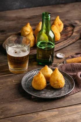 RECORD DATE NOT STATED brazilian food plate beer glass; brasilianisch Lebensmittel Teller Bier Glas IST_35069_52237