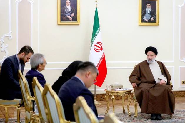 News Themen der Woche KW10 News Bilder des Tages Iranian President Ebrahim Raisi meets with Secretary General of the Shanghai Organisation, in Tehran Iranian President Ebrahim Raisi meets with Secretary General of the Shanghai Organisation, in Tehran, on March 7, 2023. Photo by Iranian Presidency Office APAimages Tehran Tehran Iran, Islamic Republic of 070323_IRAN_IPO_00 (8) Copyright: xapaimagesxIranianxPresidencyxOfficex xapaimagesx