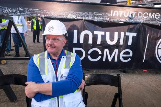 March 7, 2023, Los Angeles, California, USA: Los Angeles Clippers owner Steve Ballmer attends a topping-off ceremony at their future home, the Intuit Dome, Tuesday, February 7, 2023 in Inglewood, California. Los Angeles USA - ZUMAc68_ 20230307_zaf_c68_002 Copyright: xRingoxChiux