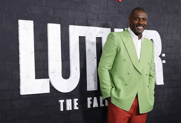 Bilder des Jahres 2023, Entertainment 03 März Idris Elba arrives on the red carpet at Netflix s Luther: The Fallen Sun New York Premiere at Paris Theater on Wednesday, March 8, 2023 in New York City.  NYP20230308120 JohnxAngelillo