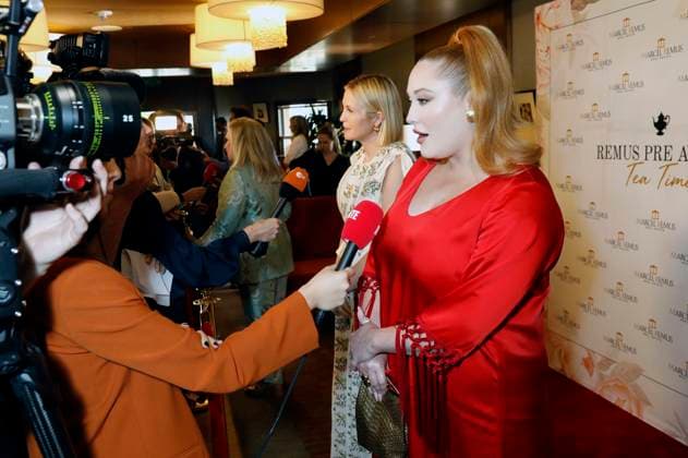 Morgan Fairchild, Kelly Rutherford und Hayley Hasselhoff bei der Remus Pre Award Tea Time zugunsten der DKMS im Beverly Hills Hotel. Beverly Hills, 08.03.2023