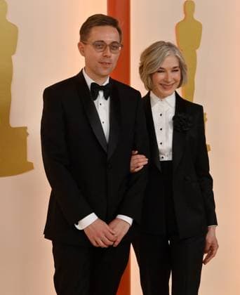 Wendy Tilby (R) and guest attend the 95th annual Academy Awards at the Dolby Theatre in the Hollywood section of Los Angeles on Sunday, March 12, 2023.  LAP20230312108 JIMxRUYMEN