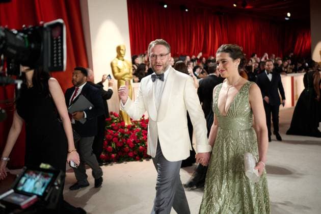 Seth Rogen arrives with Lauren Miller on the red carpet of The 95th OscarsÂ® at the DolbyÂ® Theatre at Ovation Hollywood on Sunday, March 12, 2023.  Copyright: xA.M.P.A.S.x 34494-424PLX