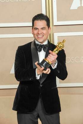 Jonathan Wang in the press room for 95th Academy Awards - Photo Room, Dolby Theatre, Los Angeles, CA March 12, 2023. Photo By: Elizabeth Goodenough/Everett Collection in the press room for 95th Academy Awards - Photo Room, Dolby Theatre, Los Angeles, CA March 12, 2023. Photo By: Elizabeth Goodenough/Everett Collection PUBLICATIONXNOTxINxCANxCHNxFRAxITAxJPNxNORxPOLxRUSxESPxUKxUSA