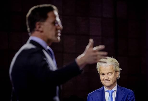 ROTTERDAM - Mark Rutte (VVD) in debate with Geert Wilders (PVV) during the election debate of EenVandaag for the Provincial Council elections, from the Erasmus University in Rotterdam. ANP SEM VAN DER WAL netherlands out - belgium out  Copyright: xx x464921780x originalFilename: 464921780.jpg