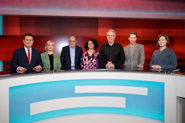 Hubertus Heil, Jessica Hansen, Steffen Kampeter, Sara Weber, Frank Thelen, Louis Klamroth und Karen Malsy in der ARD-Talkshow hart aber fair im Studio Adlershof. Berlin, 13.03.2023