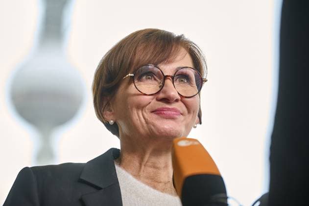 News Bilder des Tages Bildungsgipfel 2023 in bbc Berlin Congress Center Deutschland, Berlin, 14.03.2023:Bildungsgipfel mit BM in Bettina Stark-Watzinger. Auftakt zur Erneuerung des Bildungssystems. Aufstiegschancen unabhängig von der sozialen Herkunft.