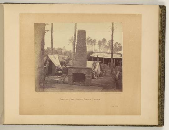 RECORD DATE NOT STATED Breaking camp, Brandy Station, Virginia negative by J. Gardner, positive by A. Gardner.. Illus. in: Gardner s photographic sketch book of the war Alexander Gardner. Washington, D.C. : Philp & Solomons, c1866 , v. 2, no. 63, Copyright by A. Gardner, Title from item. United States, Army of the Potomac, 1860-1870, African Americans, Men, 1860-1870, United States, History, Civil War, 1861-1865, Military personnel, Union, Virginia, United States, History, Civil War, 1861-1865, Military facilities, Union, Virginia, Chimneys, Virginia, Brandy Station, 1860-1870, Military camps, Virginia, Brandy Station, 1860-1870. Copyright: xpiemagsx civwarpietiff12032023-8726 !ACHTUNG AUFNAHMEDATUM GESCHÄTZT!