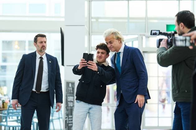 THE HAGUE - PVV leader Geert Wilders casts his vote for the provincial elections. ANP PHIL NIJHUIS netherlands out - belgium out  Copyright: xx x465029291x originalFilename: 465029291.jpg