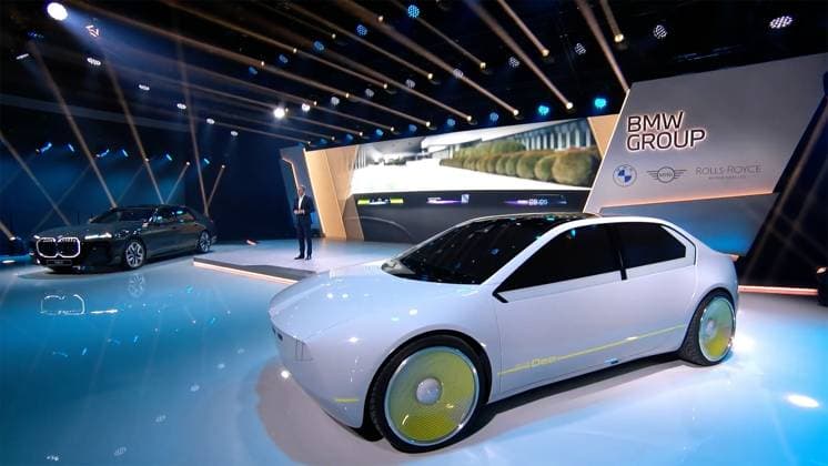 Bilder des Jahres 2023, News 03 März News Themen der Woche KW11 News Bilder des Tages Deutschland, Muenchen, 15.03.2023 Bilanz-Pressekonferenz der BMW Group Foto: das Zukunftsauto DEE (digitales Bildschirmfoto) Bilanz-Pressekonferenz der BMW Group *** Germany, Munich, 15 03 2023 balance sheet press conference of BMW Group photo the future car DEE digital screen shot balance sheet press conference of BMW Group
