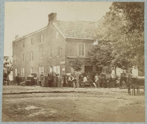 RECORD DATE NOT STATED Headquarters of the Sanitary Commission, Gettysburg, PA. , Office of the United States Sanitary Commission, Gettysburg. No. 238, Title from item, Alternate title, photographer, and date from Catalogue of photographic incidents of the war, from the gallery of Alexander Gardner..by Bob Zeller, published by the Center for Civil War Photography, c2003, Mounted with five other photographs, Photograph is half stereograph, Date based on LC-B811-238, Gift; Col. Godwin Ordway; 1948. United States, History, Civil War, 1861-1865, United States, Pennsylvania, Gettysburg. Copyright: xpiemagsx civwarpietiff12032023-11406 !ACHTUNG AUFNAHMEDATUM GESCHÄTZT!