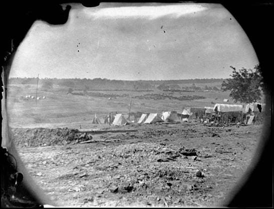 RECORD DATE NOT STATED Spotsylvania Court House, Virginia, vicinity. View from Beverly house looking toward Spotsylvania Court House. Civil war photographs, 1861-1865 , Selected Civil War Photographs, 1861-1865. United States, History, Civil War, 1861-1865, Wilderness, Battle of the, Va, 1864, Dwellings, United States, Virginia, Spotsylvania Court House. Copyright: xpiemagsx civwarpietiff12032023-18253 !ACHTUNG AUFNAHMEDATUM GESCHÄTZT!