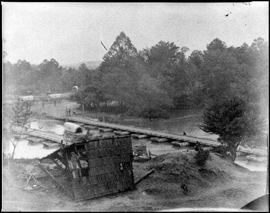 RECORD DATE NOT STATED Hanovertown Ferry, Virginia Pontoon bridges across the Pamunkey, with wagons. Civil war photographs, 1861-1865 , Selected Civil War Photographs, 1861-1865. United States, History, Civil War, 1861-1865, Transportation, Wilderness, Battle of the, Va, 1864, Pontoon bridges, United States, Virginia, Hanovertown Ferry. Copyright: xpiemagsx civwarpietiff12032023-18267 !ACHTUNG AUFNAHMEDATUM GESCHÄTZT!