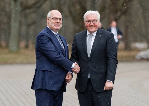 News Themen der Woche KW11 15.03.2023, Tallinn. On the invitation of President Alar Karis, German President Frank-Walter Steinmeier arrived in Estonia for a two-day working visit on Wednesday, where during a joint press conference at Kadriorg, the visiting head of state stressed the need to support Ukraine and strengthen NATO s eastern flank. Photo Mihkel Maripuu, Postimees Tallinn Harjumaa Estonia 1MM15MAR23P06  Copyright: xMihkelxMaripuux Alar Karis, Frank-Walter Steinmeier