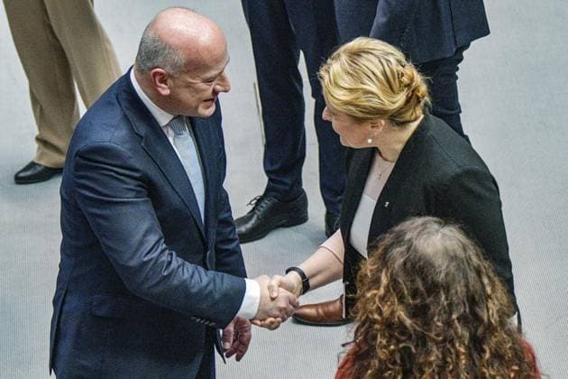 News Themen der Woche KW11 News Bilder des Tages Konstituierende Sitzung des Abgeordnetenhauses *** NUR FÜR REDAKTIONELLE ZWECKE *** EDITORIAL USE ONLY ***<p>Konstituierende Sitzung des Abgeordnetenhauses, Kai Wegner Vorsitzender der Berliner CDU und Franziska Giffey (SPD), Regierende Bürgermeisterin von Berlin, fotografiert am 16.März 2023 in Berlin. Deutschland Berlin Berlin Copyright: MaurizioxGambarini *** Constituent session of the House of Representatives FOR EDITORIAL PURPOSES ONLY EDITORIAL USE ONLY p Constituent session of the House of Representatives, Kai Wegner Chairman of the Berlin CDU and Franziska Giffey SPD , Governing Mayor of Berlin, photographed on March 16, 2023 in Berlin Germany Berlin Copyright MaurizioxGambarini Copyright: MaurizioxGambarini doc7pct9clxu36jz8b3kpm ,EDITORIAL USE ONLY