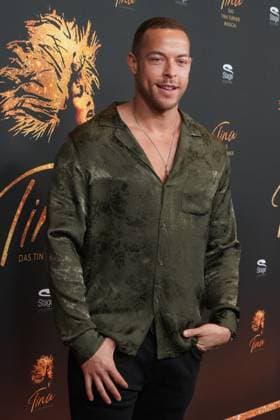 Andrej Mangold bei der Tina Musical Premiere am 16.03.2023 im Stage Apollo Theater in Stuttgart Tina Turners Musical Tina feiert Premiere in Stuttgart *** Andrej Mangold at the Tina Musical premiere on 16 03 2023 at the Stage Apollo Theater in Stuttgart Tina Turners musical Tina celebrates premiere in Stuttgart 