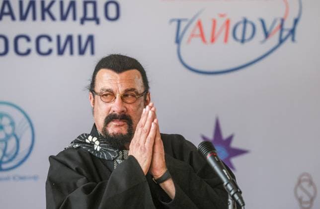 Entertainment Themen der Woche KW11 Entertainment Bilder des Tages RUSSIA, MOSCOW - MARCH 18, 2023: Actor Steven Seagal attends the opening ceremony of the Typhoon Aikido Centre of the Aikido Federation of Russia. The Typhoon Aikido Centre aims to contribute to development of various styles of traditional and modern aikido, motivate students to become champions, get an athletic title degree and category, and to prepare young people for service in the Armed Forces of Russia. Alexander Shcherbak TASS  57935552
