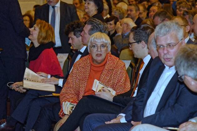 Chor-Orchsester 19.03.2023 Festakt zur Verleihung der Zelter- und PRO MUSICA-Plaketten mit der Kulturstaatsministerin Claudia Roth im Rahmen der Tage der Chor- und Orchestermusik (TCOM) in Dessau-Roßlau im Dessauer Theater. VERLEIHUNG DER ZELTER-PLAKETTE an den Berliner Mozart-Chor und VERLEIHUNG DER PRO MUSICA-PLAKETTE an den Posaunenchor Döbeln Dessau-Rosslau Land Deutschland