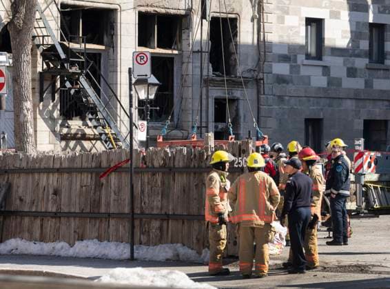 March 20, 2023, Montreal, PQ, Canada: Firefighters continue the search for victims Monday, March 20, 2023 at the scene of last weeköÄÃ s fire that left one person dead and six people missing in Montreal. Montreal Canada  - ZUMAc35_ 20230320_zaf_c35_010 Copyright: xRyanxRemiorzx