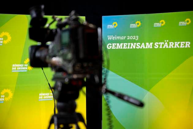 News Themen der Woche KW12 News Bilder des Tages BÜNDNIS 90 DIE GRÜNEN BUNDESTAGSFRAKTION - KLAUSUR IN WEIMAR 21 03 2023 - Weimar: Die Klausur der Fraktion Bündnis 90 Die Grünen im Deutschen Bundestag am 21. März 2023 in Weimar. _________________ *** BÜNDNIS 90 DIE GRÜNEN BUNDESTAGSFRAKTION KLAUSUR IN WEIMAR 21 03 2023 Weimar The closed meeting of the parliamentary group Bündnis 90 Die Grünen in the German Bundestag on 21 March 2023 in Weimar