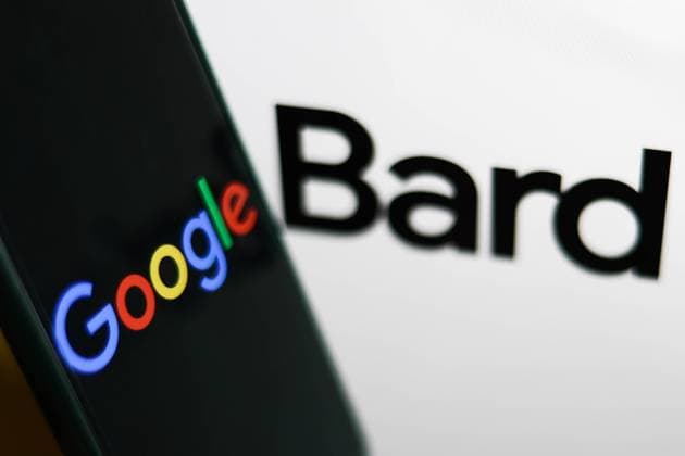 Bard Photo Illustrations Google logo displayed on a phone screen and Bard website displayed on a laptop screen are seen in this illustration photo taken in Krakow, Poland on March 21, 2023. Krakow Poland  Copyright: xJakubxPorzyckix originalFilename: porzycki-bardphot230321_np2lV.jpg