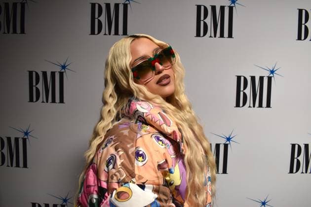 Bilder des Jahres 2023, Entertainment 03 März Entertainment Themen der Woche KW12 Entertainment Bilder des Tages Singer Mariah Angeliq, poses today during the red carpet of the 2023 BMI Latin Awards in Los Angeles, USA 21 March 2023. Los Angeles is hosting the 30th edition of the BMI Latin Awards, awards that recognize the most outstanding Hispanic composers of the course and that, on this occasion, will also honor the career of the Mexican singer-songwriter Ana Barbara. 30ª edition of The BMI Latin Awards !ACHTUNG: NUR REDAKTIONELLE NUTZUNG!  Copyright: xMonicaxRubalcavax AME4648 20230322-2489bafe339320ed9b292e4487716df45e4a574a