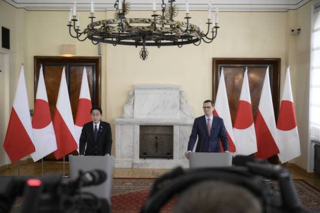 News Themen der Woche KW12 Japanese PM Fumio Kishida Visits Warsaw Japanese Prime Minister Fumio Kishida visits the Prime Minister™s Chancellery to meet woth his counterpart Mateusz Morawiecki in Warsaw, Poland kn 22 March, 2023. Warsaw Poland  Copyright: xJaapxArriensx originalFilename: arriens-japanese230322_npOPh.jpg