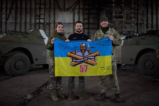 News Themen der Woche KW12 News Bilder des Tages President of Ukrainee Volodymyr Zelenskyy visits the Donetsk region in Ukraine President of Ukrainee Volodymyr Zelenskyy visits the Donetsk region in Ukraine on March 22, 2023. Photo by PRESIDENT OF UKRAINE OFFICE apaimages Ukraine Ukraine Ukraine 220323_UKRAINE_UPO_00 (9).jpeg Copyright: xapaimagesxPRESIDENTxOFxUKRAINExOFFICE xapaimagesx