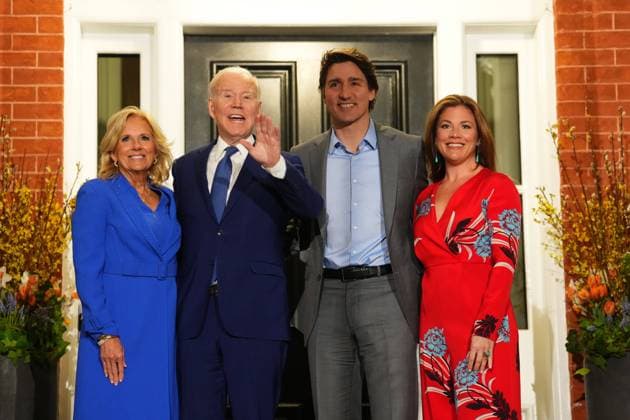 Bilder des Jahres 2023, News 03 März News Themen der Woche KW12 News Bilder des Tages March 23, 2023, Ottawa, ON, CANADA: U.S. President Joe Biden and First Lady Jill Biden are greeted by Prime Minister Justin Trudeau and wife Sophie Gregoire-Trudeau as they arrive to Rideau Cottage in Ottawa, Thursday, March 23, 2023. Ottawa CANADA  - ZUMAc35_ 20230323_zaf_c35_122 Copyright: xSeanxKilpatrickx