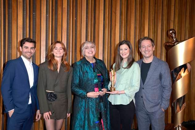 Lucas Reiber, Lea van Acken, Claudia Roth, Alexandra Maria Lara und Florian Gallenberger bei der Bekanntgabe der Nominierungen für den Deutschen Filmpreis 2023 im Kino International. Berlin, 24.03.2023