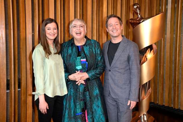 Alexandra Maria Lara, Claudia Roth und Florian Gallenberger bei der Bekanntgabe der Nominierungen für den Deutschen Filmpreis 2023 im Kino International. Berlin, 24.03.2023