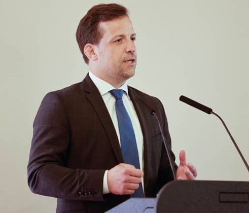 Nino Haase, Oberbürgermeister der Landeshauptstadt Mainz bei der Preisverleihung 38. Mainzer Stadtschreiber Literaturpreis im Kurfürstlichen Schloss zu Mainz 24.03.23
