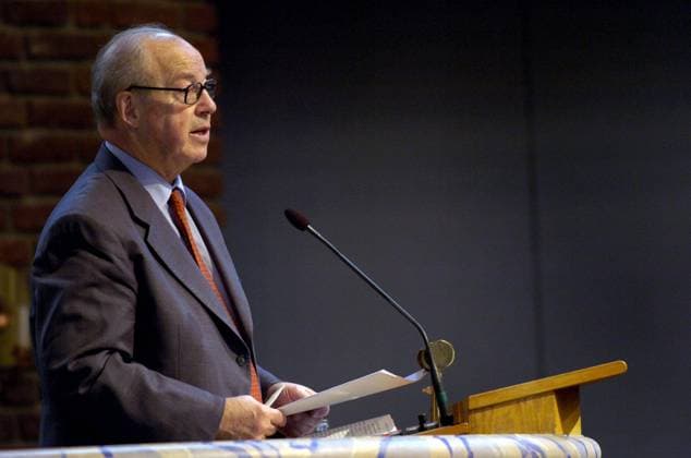 Hans Blix, f d chef för FN:s vapeninspektörer i Irak, talar pa Demokratiakademins MR-dagarna om mänskliga rättigheter i Stockholm. STOCKHOLM SVERIGE x200x *** Hans Blix, former head of UN weapons inspectors in Iraq, speaks at the Democracy Academys MR Days on human rights in Stockholm STOCKHOLM SWEDEN x200x  Copyright: xKRISTERxLARSSONx BLIX