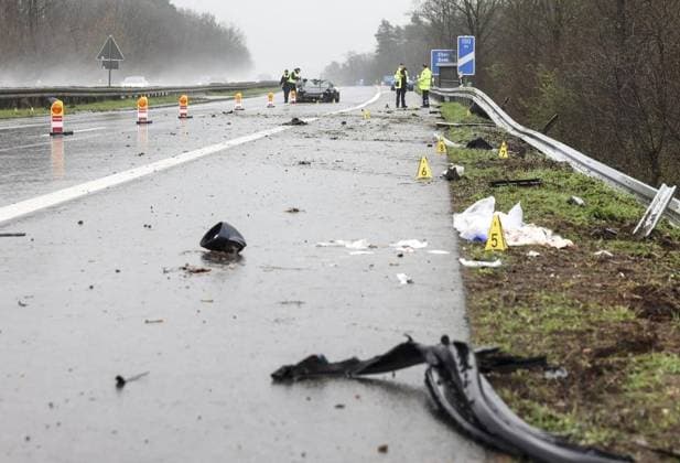News Themen der Woche KW12 3 Tote nach Crash mit 3 Porsche A3 bei Emmerich *** NUR FÜR REDAKTIONELLE ZWECKE *** EDITORIAL USE ONLY ***<p>3 Tote nach Crash mit 3 Porsche A3 bei Emmerich am Sonntag, den 26.03.2023. Deutschland NRW Emmerich Copyright: ErwinxPottgiesser *** 3 dead after crash with 3 Porsche A3 near Emmerich FOR EDITORIAL PURPOSES ONLY EDITORIAL USE ONLY p 3 dead after crash with 3 Porsche A3 near Emmerich on Sunday, 26 03 2023 Germany NRW Emmerich Copyright ErwinxPottgiesser Copyright: ErwinxPottgiesser doc7pi0yvbf4qft3jg569z ,EDITORIAL USE ONLY