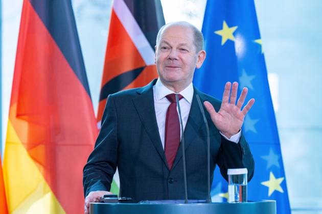 News Themen der Woche KW13 News Bilder des Tages Bundeskanzler Olaf Scholz Bundeskanzler Olaf Scholz (SPD) empfängt Staatspräsident Republik Kenia, William Ruto im Bundeskanzleramt Berlin Berlin GER *** Federal Chancellor Olaf Scholz Federal Chancellor Olaf Scholz SPD receives President of the Republic of Kenya, William Ruto at the Federal Chancellery Berlin Berlin GER