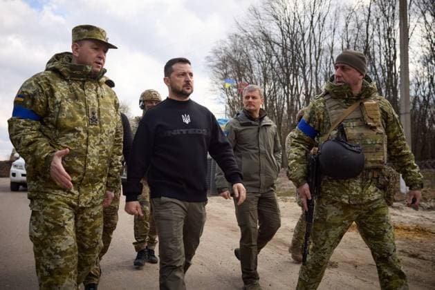 News Themen der Woche KW13 President of Ukraine Volodymyr Zelenskyy visits the Sumy region President of Ukraine Volodymyr Zelenskyy visits the Sumy region on March 28, 2023. Photo by PRESIDENT OF UKRAINE OFFICE apaimages Ukraine Ukraine Ukraine 290323_Ukraine_UPO_00 (2).jpeg Copyright: xapaimagesxPRESIDENTxOFxUKRAINExOFFICE xapaimagesx