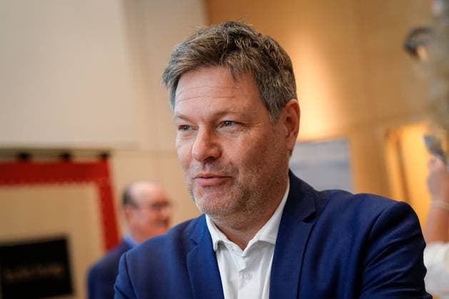 Canada Deutschland Energie Konferenz in Berlin Aktuell, 30.03.2023, Berlin, Wirtschafts- und Klimaminister Robert Habeck (Gruene) im Portrait bei der Canada Germany Energy Conferenz in der Canadischen Botschaft in Berlin Berlin Berlin Deutschland